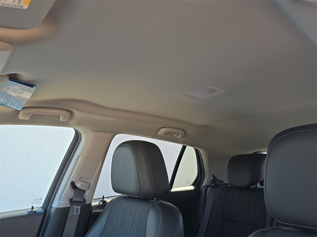 2022 Chevrolet Trax LT photo 19