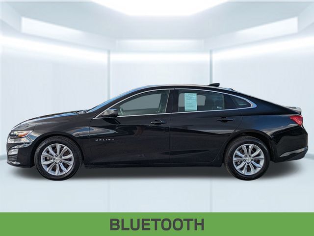 2024 Chevrolet Malibu 1LT photo 2