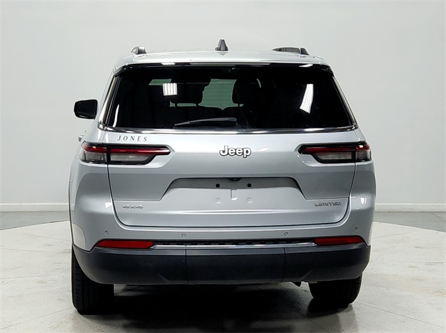 2024 Jeep Grand Cherokee Limited photo 3