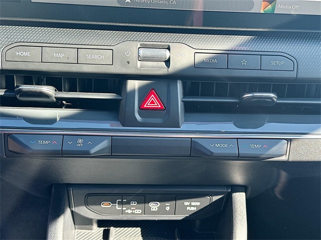 2025 Kia K4 GT-Line photo 14