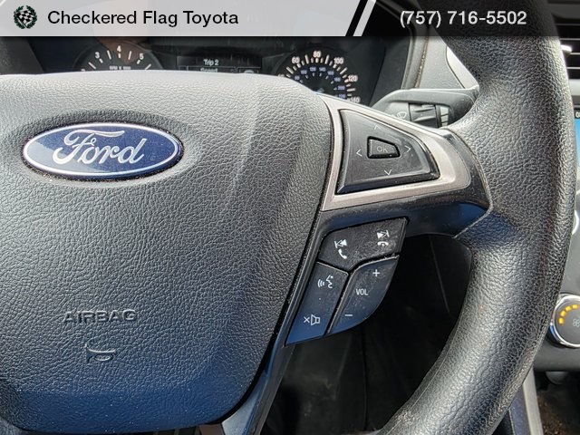 2020 Ford Fusion S photo 12