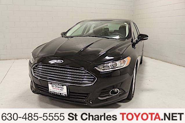 2016 Ford Fusion SE Hybrid photo 2