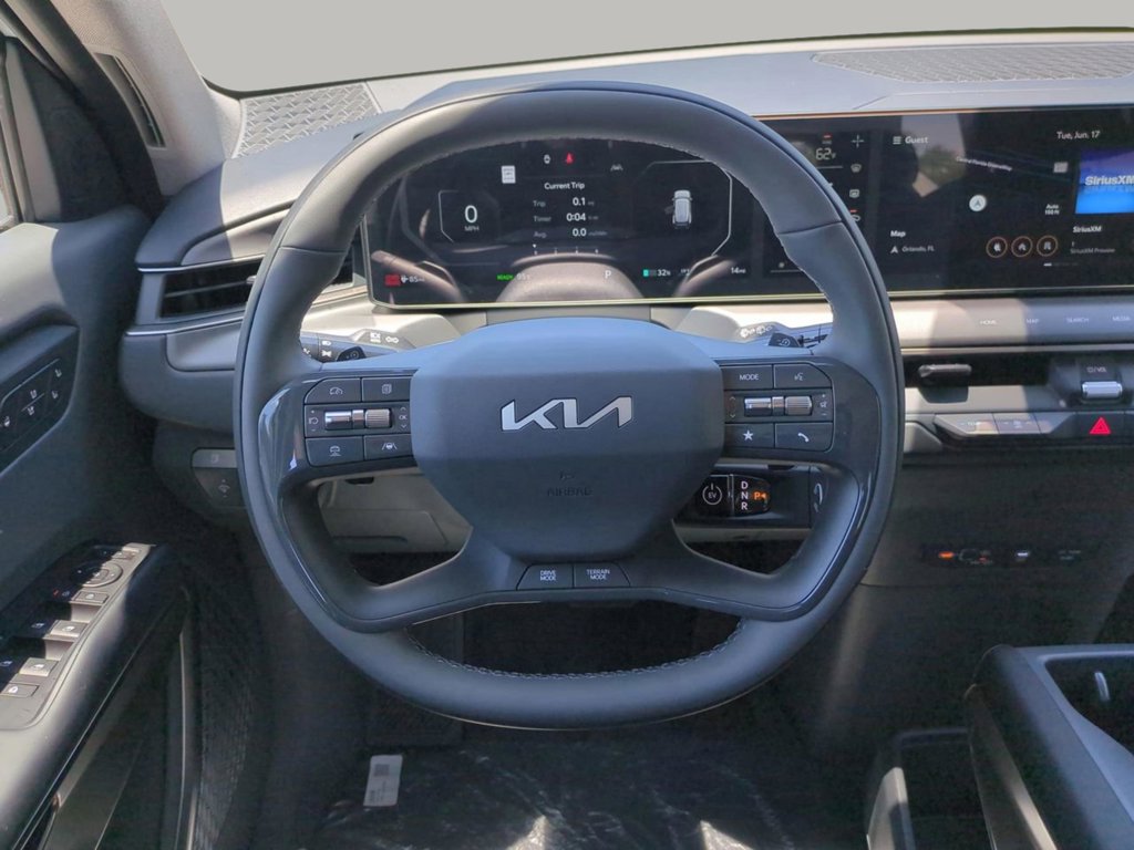 2026 Kia EV9 Wind photo 17