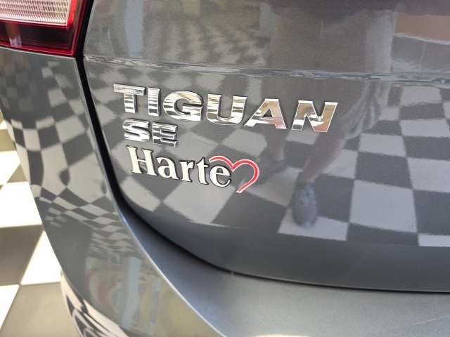 2021 Volkswagen Tiguan SE photo 4