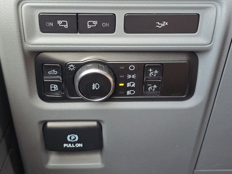 2024 Ford F-150 XLT photo 15