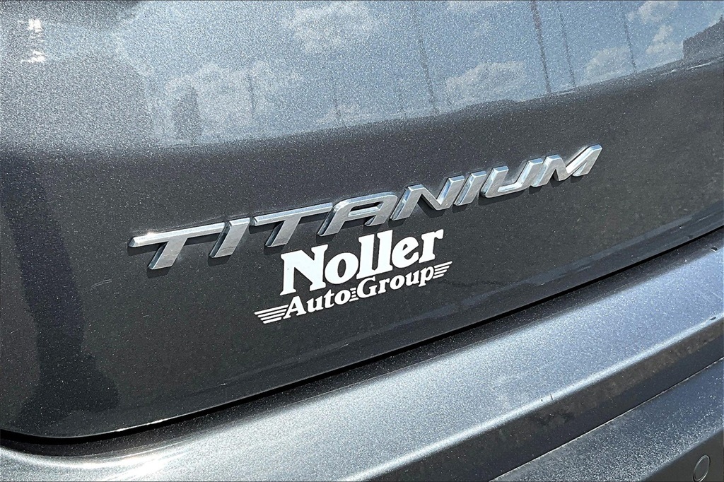 Used 2022 Gray Ford Titanium image 8