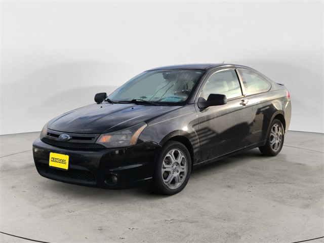 2010 Ford Focus SE's photo