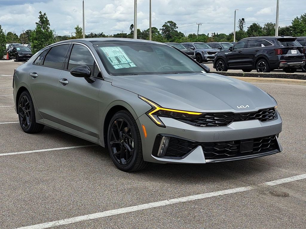 2026 Kia K5 GT-Line photo 3