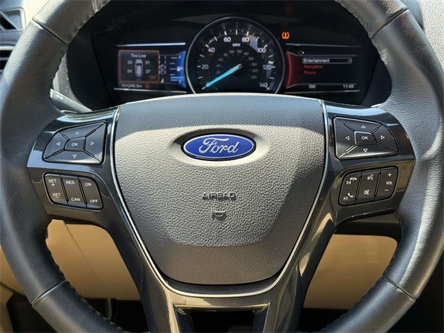 2017 Ford Explorer Limited photo 14