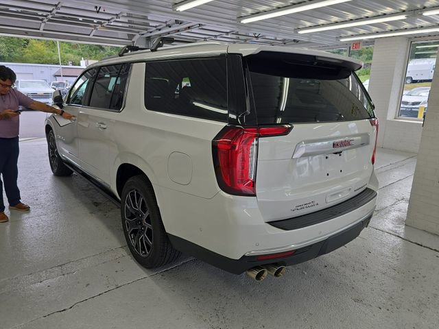 2023 Gmc Yukon XL Denali photo 3
