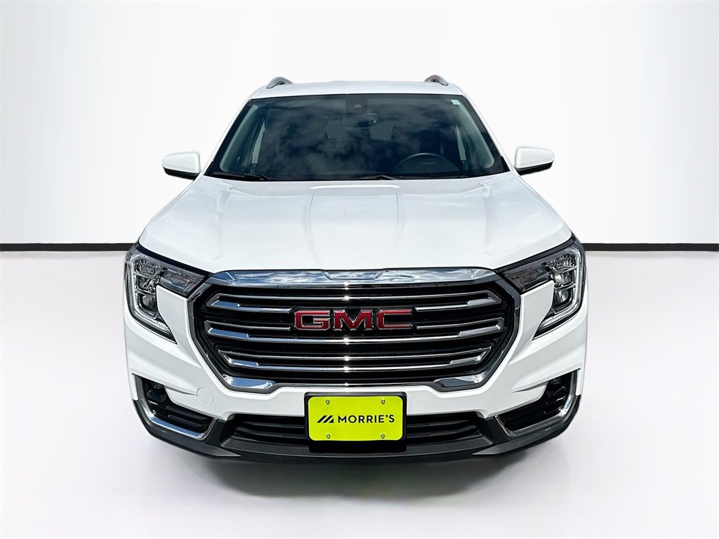 2024 Gmc Terrain SLT photo 2