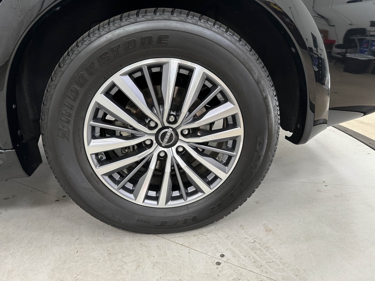 2024 Nissan Armada SL photo 27