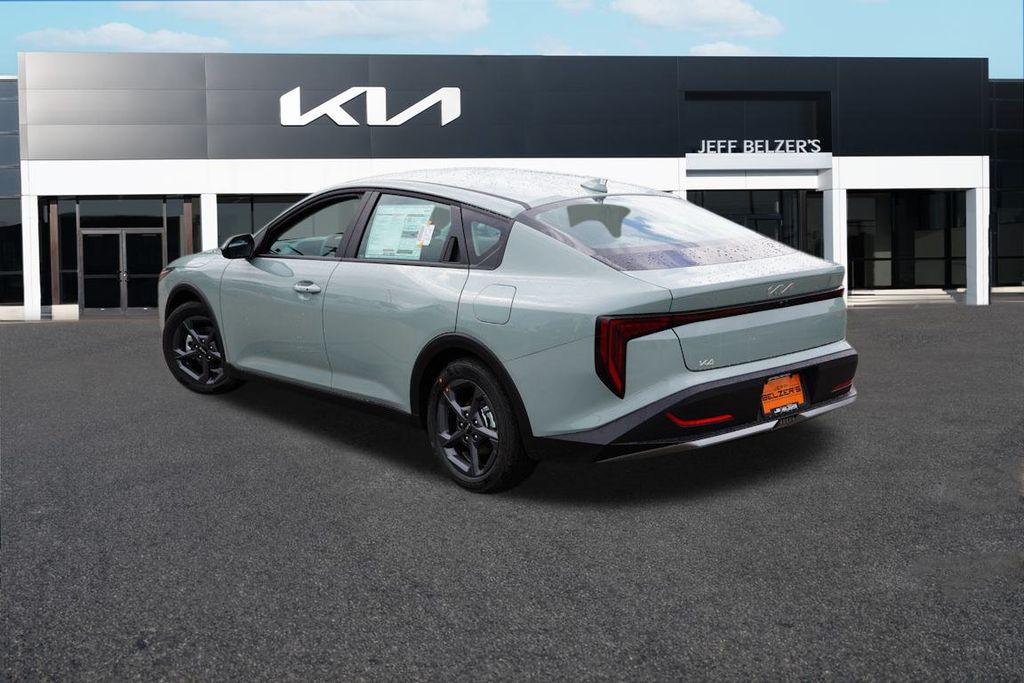 2025 Kia K4 LXS photo 5