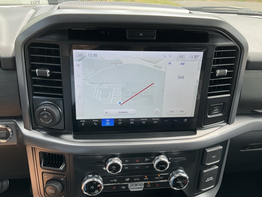 2025 Ford F-150 XLT photo 3
