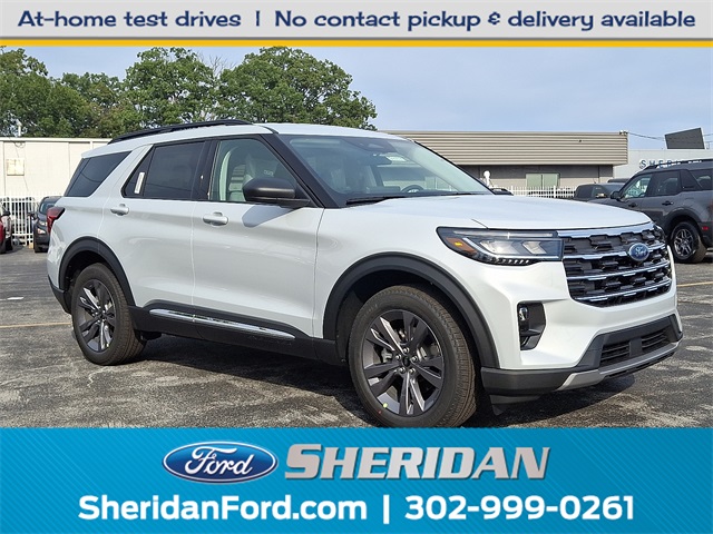 2025 Ford Explorer Active's photo