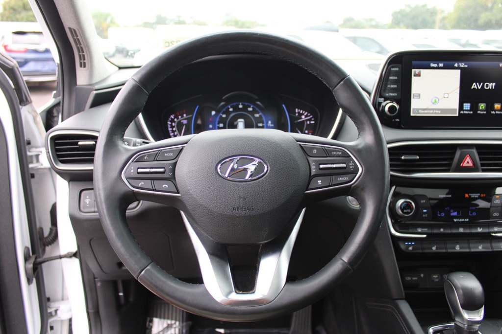 2020 Hyundai Santa Fe Limited 2.0T photo 17