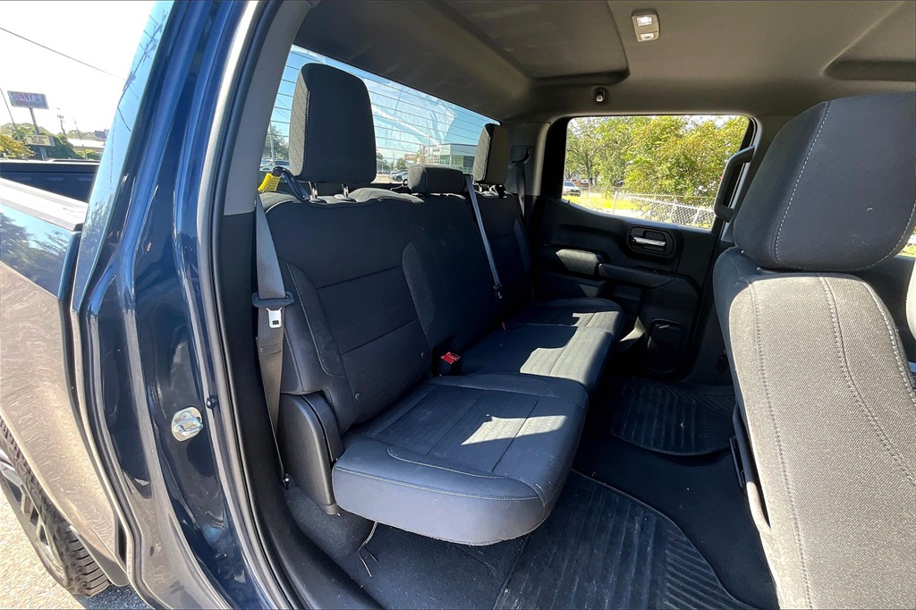 2022 Chevrolet Silverado 1500 Custom photo 25