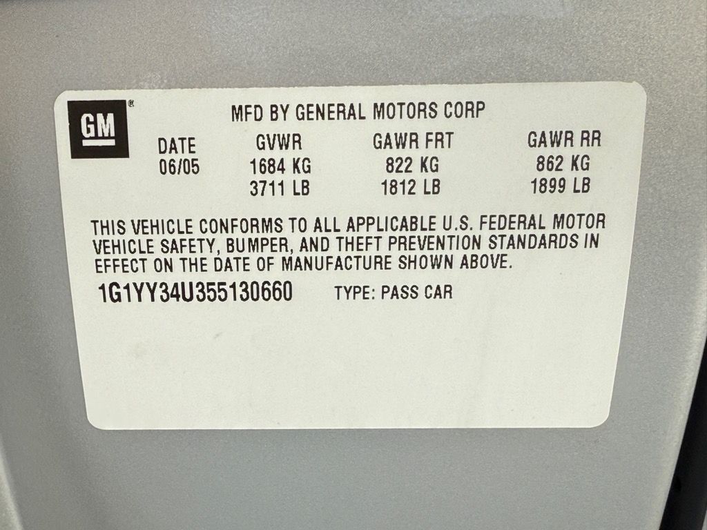 2005 Chevrolet Corvette Base photo 29