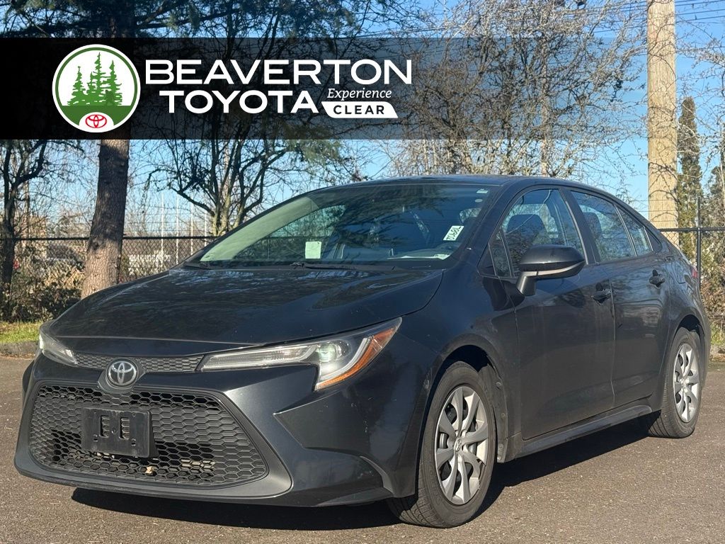 2021 Toyota Corolla LE's photo