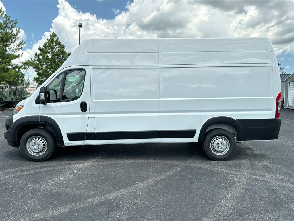 2024 Ram ProMaster 3500 photo 4