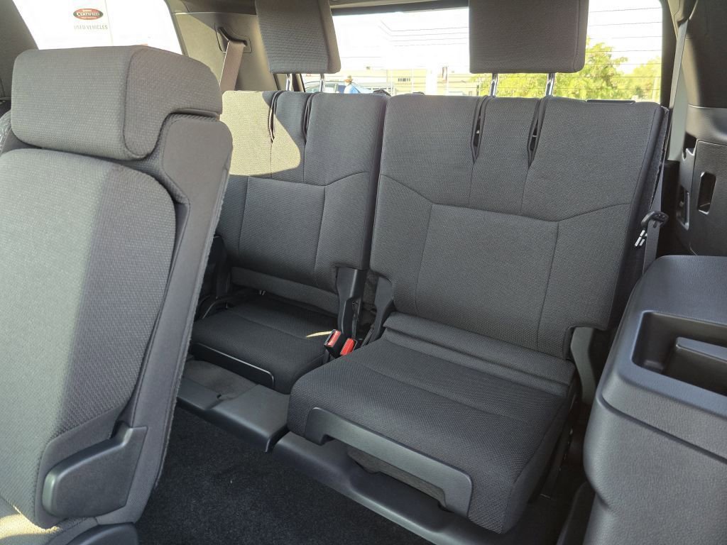 2025 Toyota 4Runner SR5 photo 11