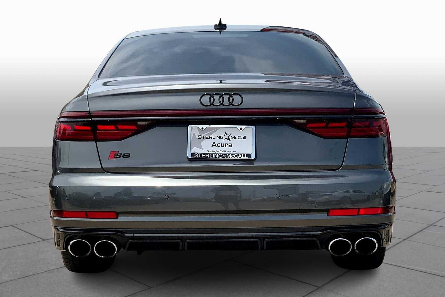 2022 Audi S8 4.0T Quattro photo 4