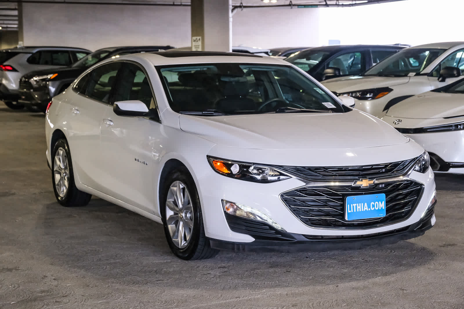 2024 Chevrolet Malibu 1LT photo 3