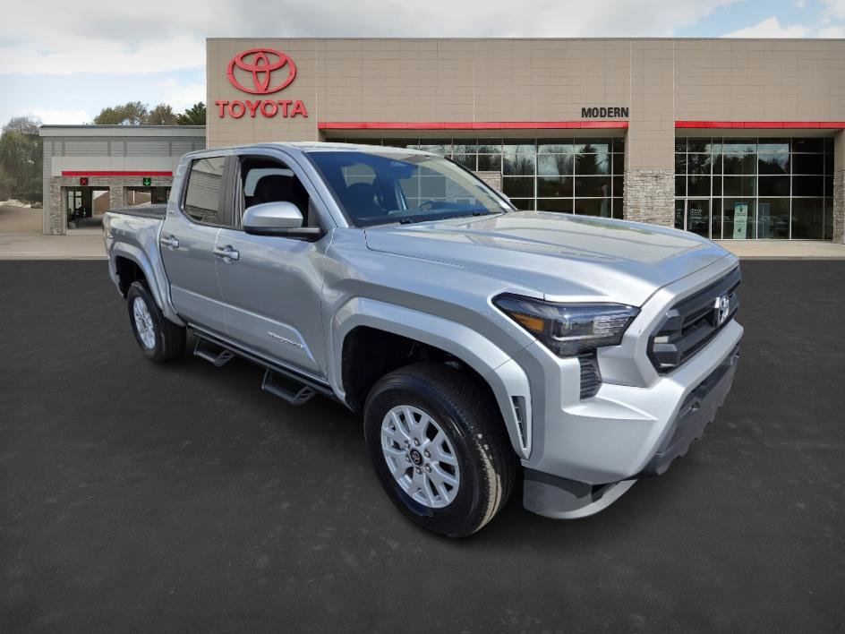 2024 Toyota Tacoma SR5 photo 3
