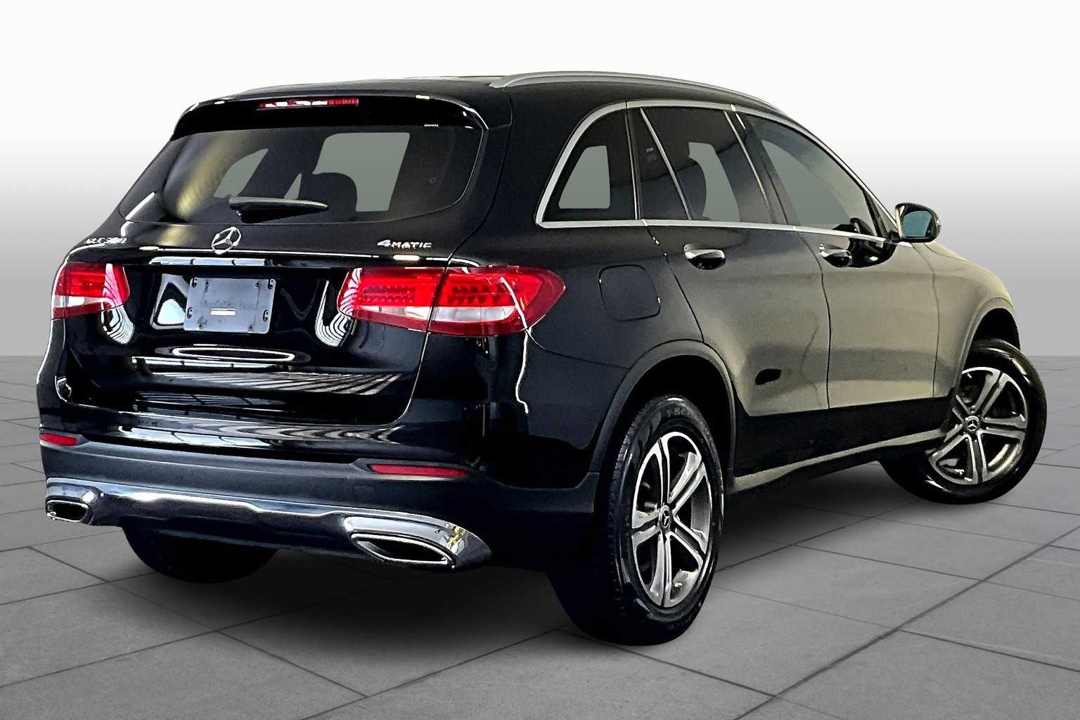 2019 Mercedes Benz GLC 300 4MATIC photo 9