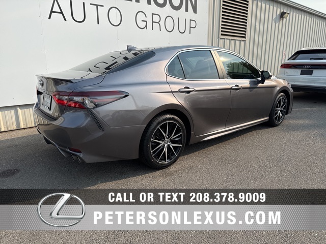 2024 Toyota Camry SE photo 4