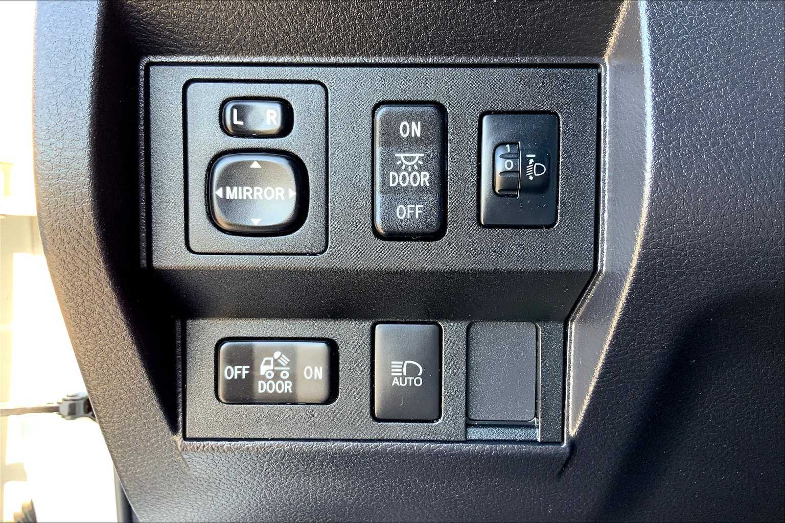 2021 Toyota Tundra SR5 Grade photo 30