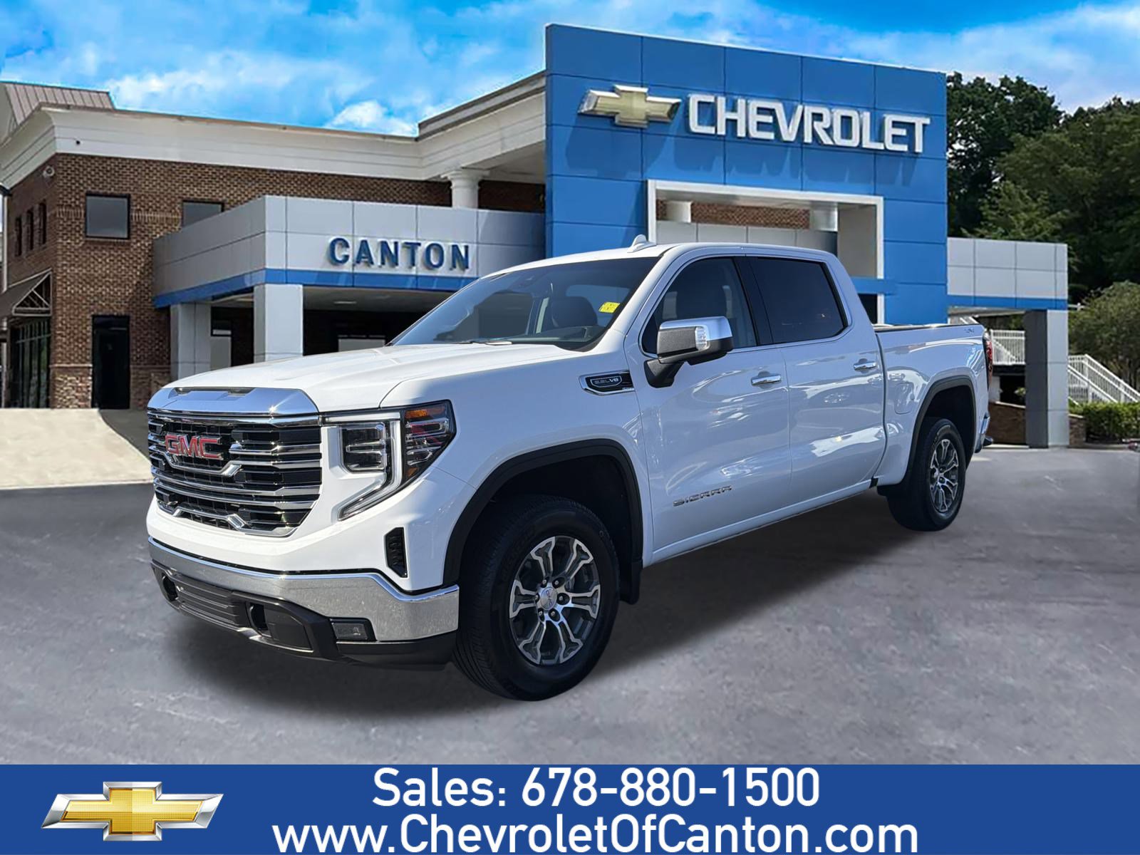 2025 GMC Sierra 1500 SLT's photo