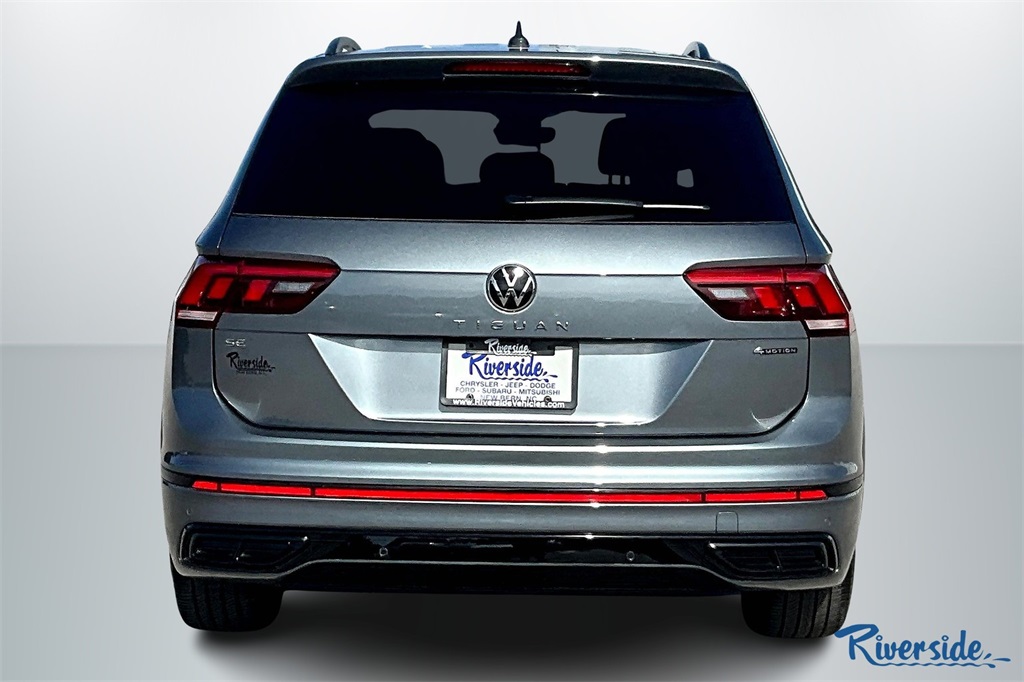 2024 Volkswagen Tiguan SE R-Line Black photo 4