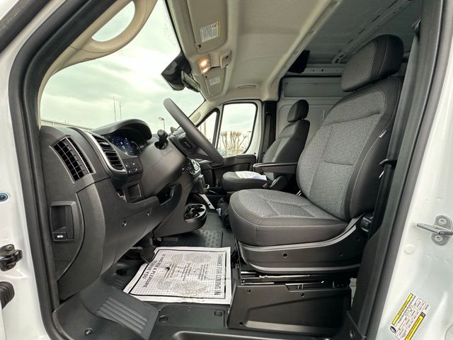 2025 Ram ProMaster 3500 Cargo Van photo 26