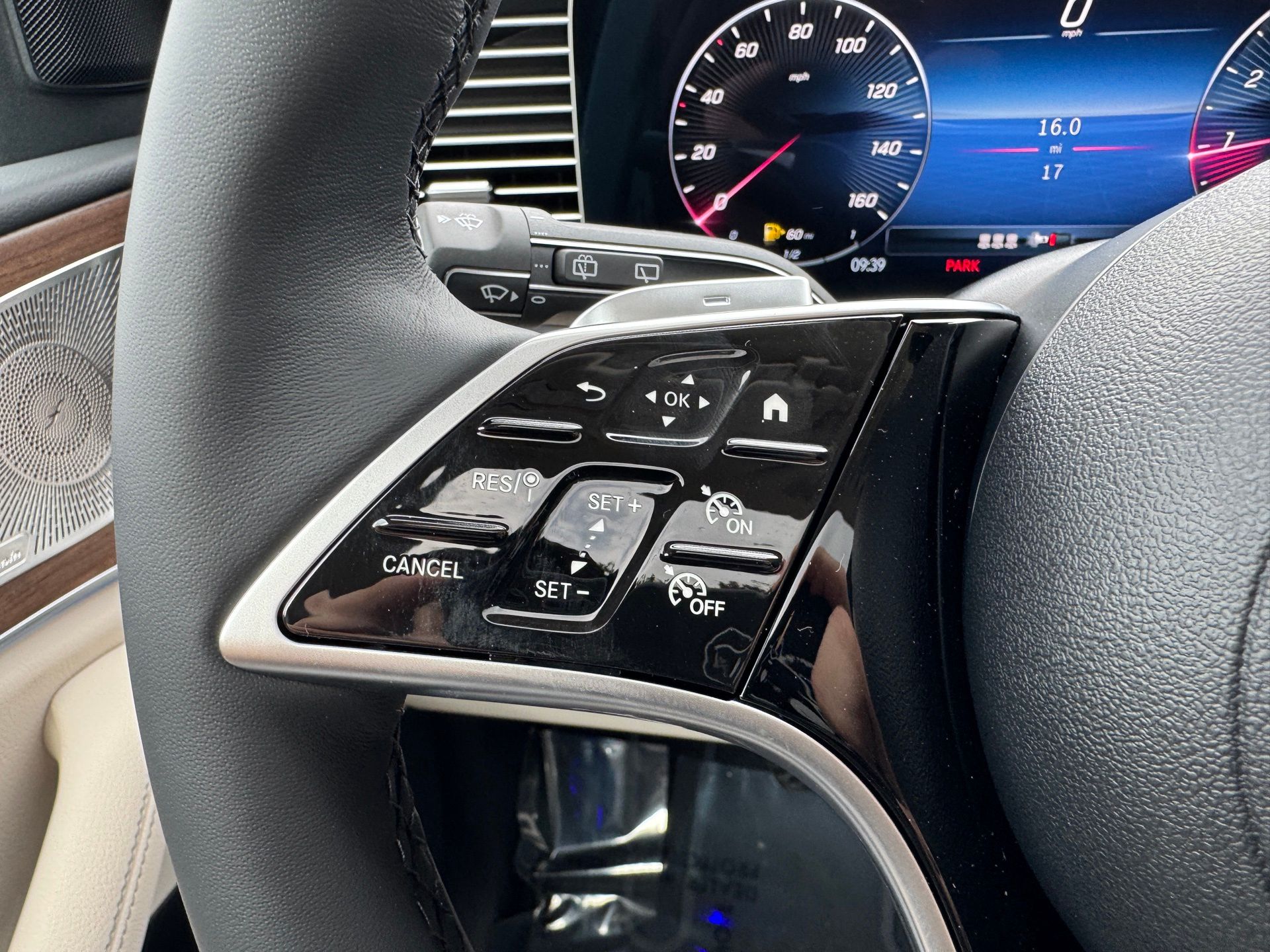 2026 Mercedes Benz GLE 350 4MATIC photo 8
