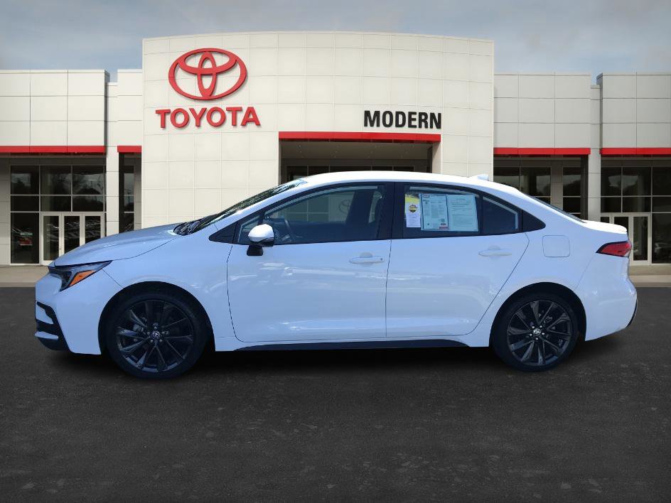 2024 Toyota Corolla SE photo 2