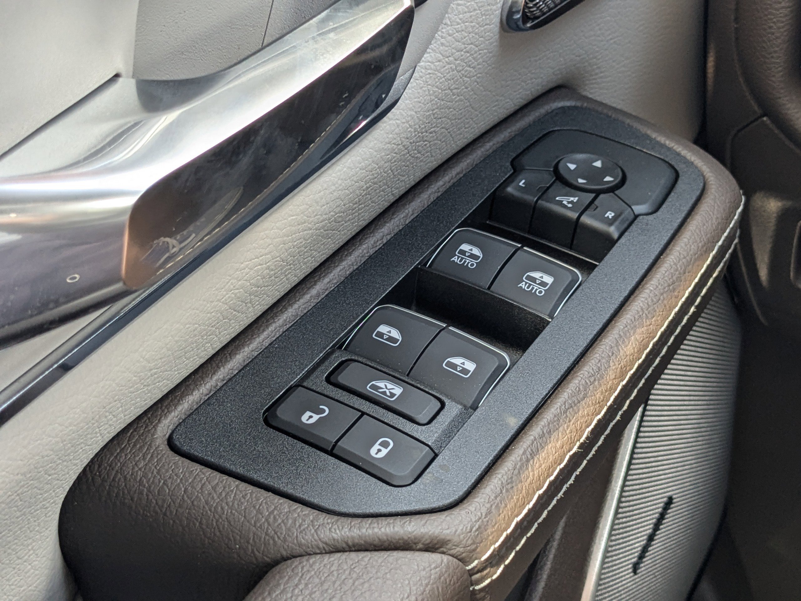 2025 Ram 1500 Laramie photo 19