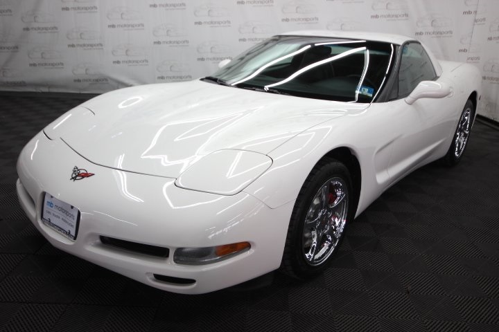 2002 Chevrolet Corvette Base's photo