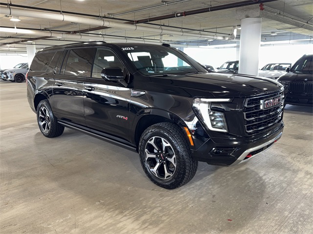 2025 GMC Yukon XL AT4's photo