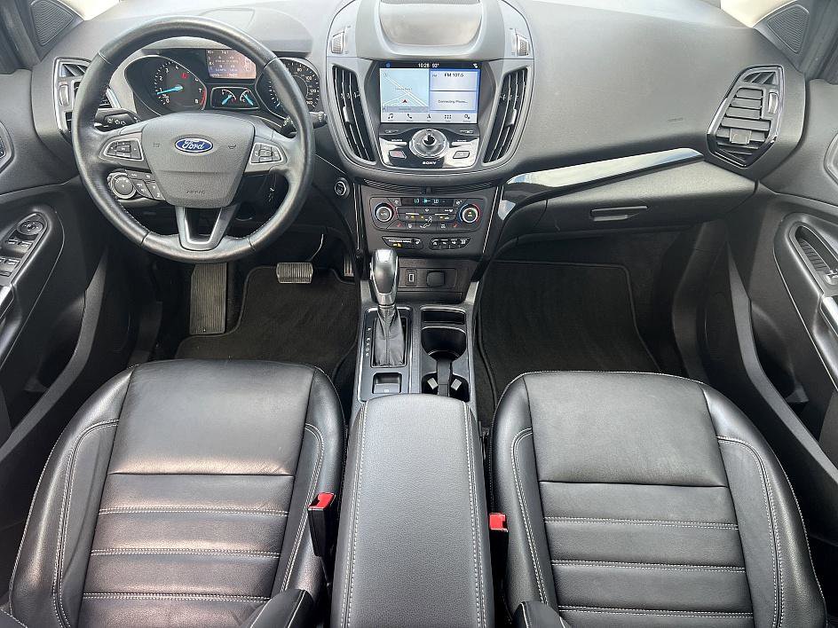 2019 Ford Escape Titanium photo 16