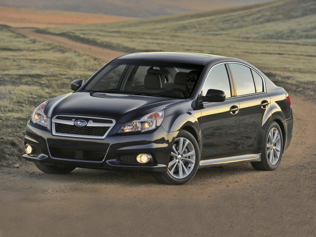 2013 Subaru Legacy I Premium's photo