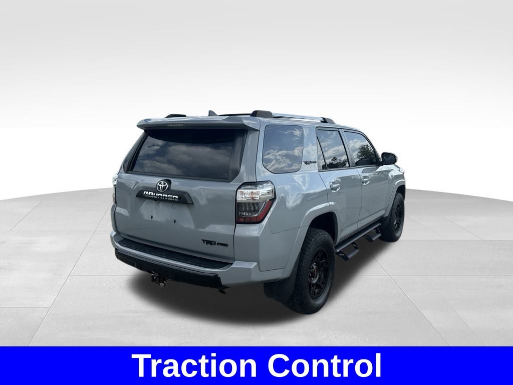 2017 Toyota 4Runner TRD Pro photo 3