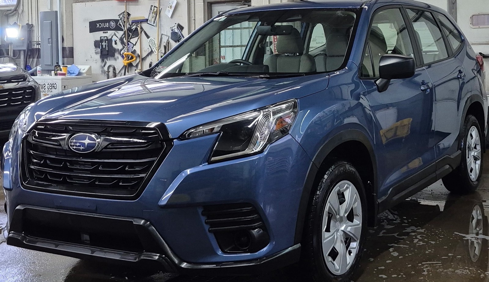 2023 Subaru Forester Base's photo