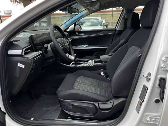 2026 Kia K5 LXS photo 12