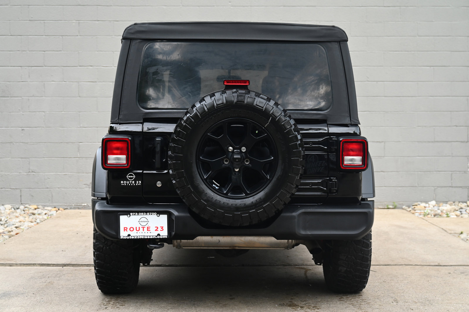 2021 Jeep Wrangler Unlimited Willys Sport photo 7
