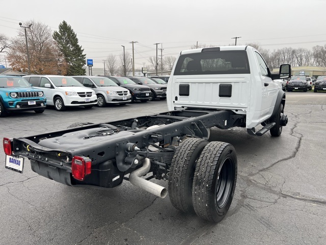 2025 Ram 5500 photo 3