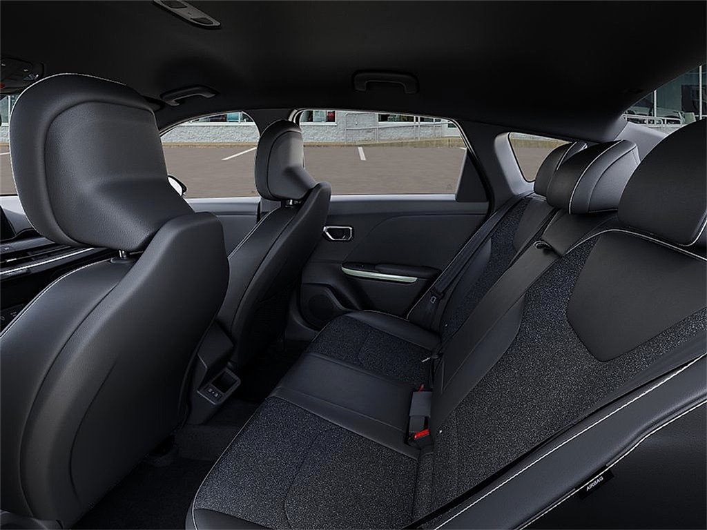 2025 Kia K4 GT-Line photo 16