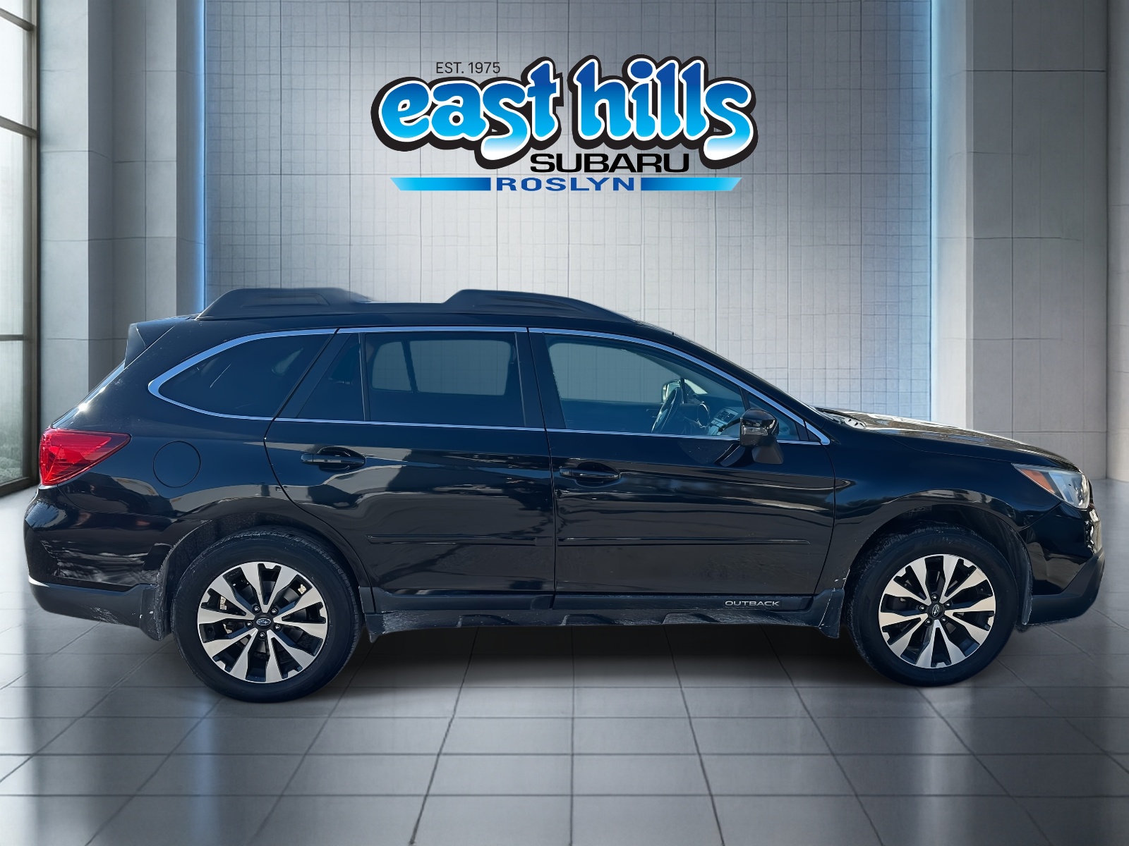 Used 2016 Subaru Outback Limited with VIN 4S4BSALC5G3340263 for sale in Roslyn, NY