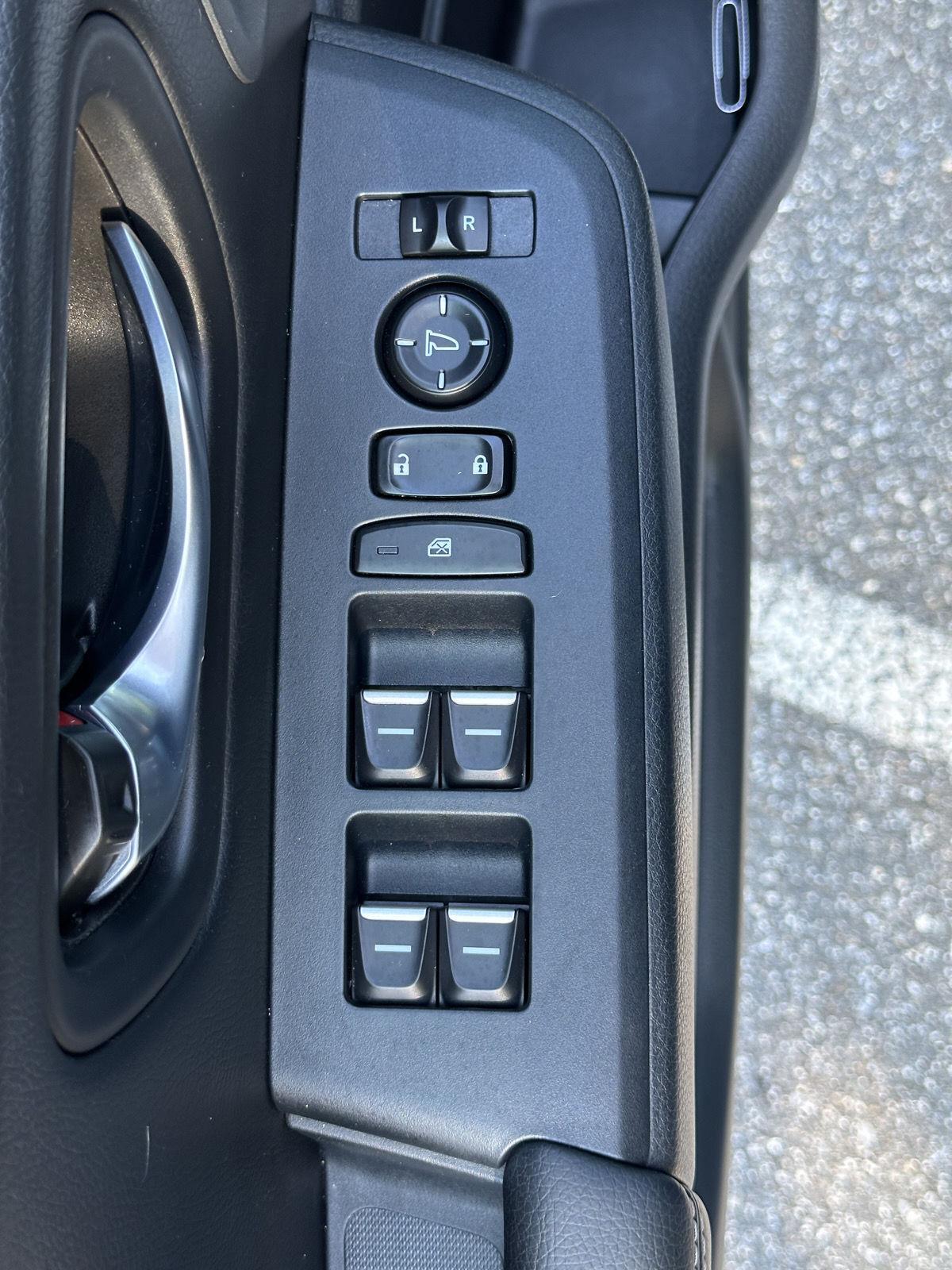 2023 Honda Pilot Touring photo 17