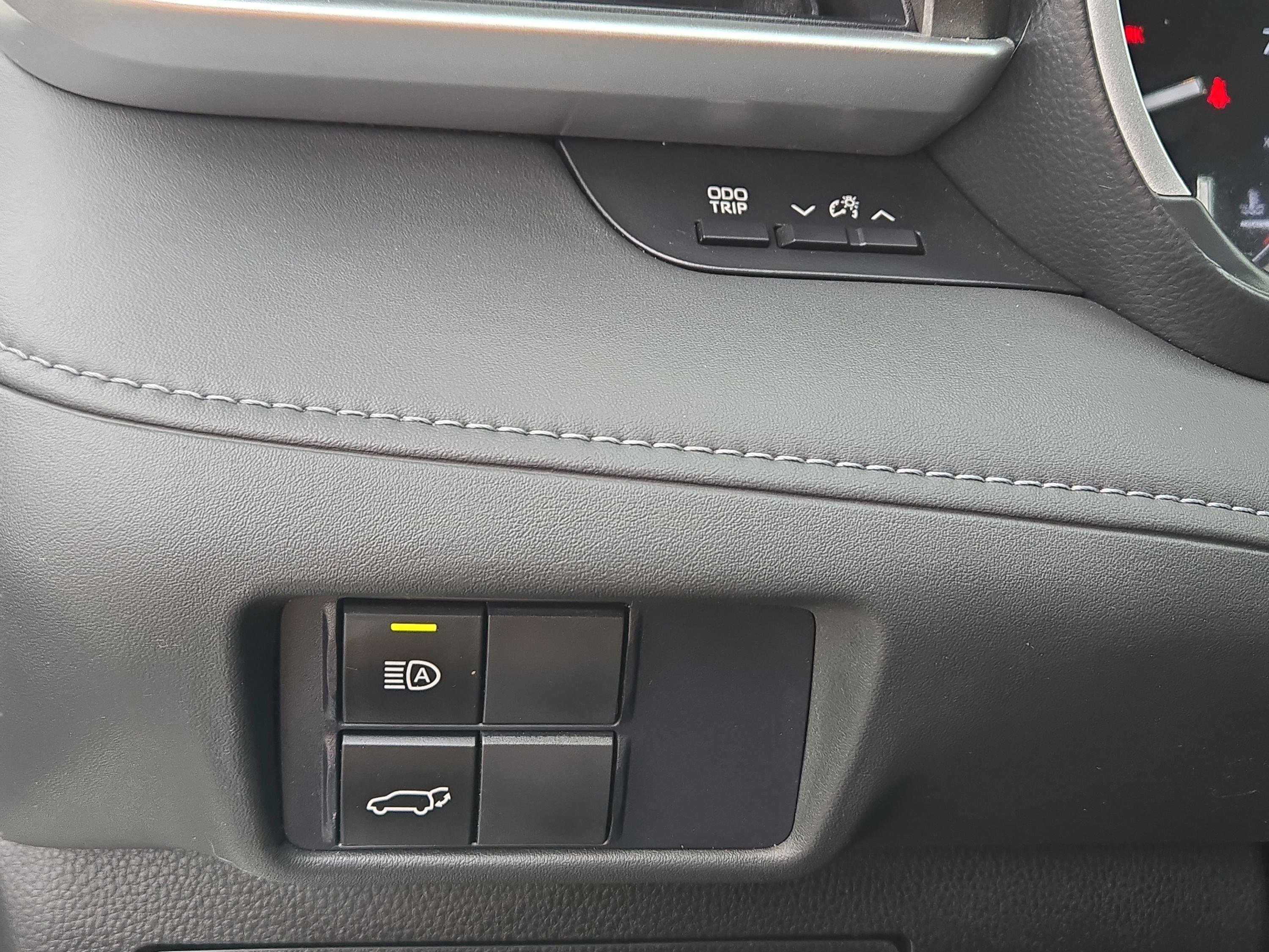2021 Toyota Highlander XLE photo 20